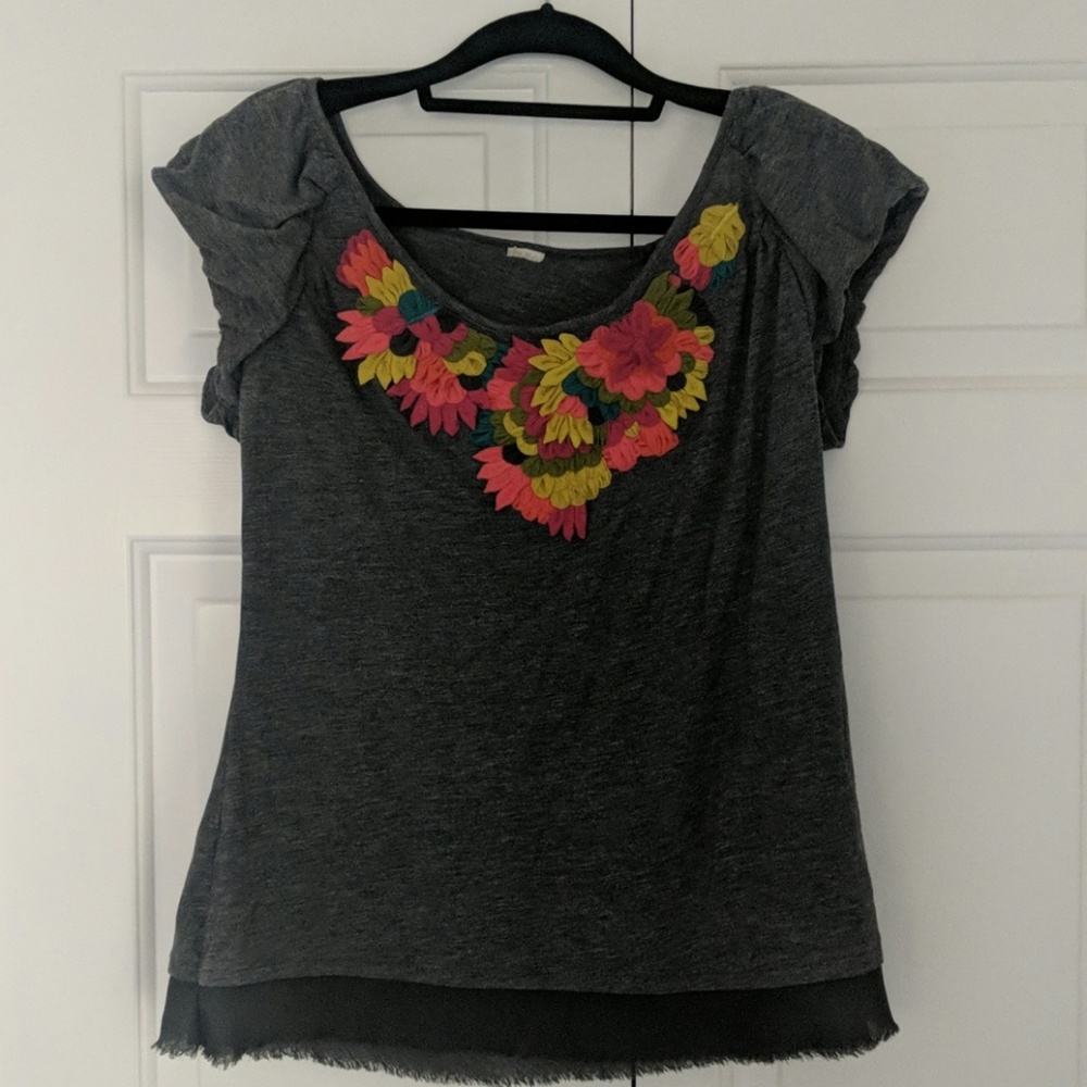 Super fun Anthro top!
